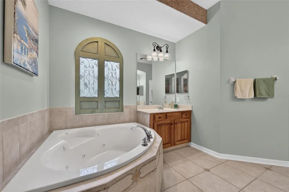5226 BRIGHTON SHORE DRIVE Apollo Beach, FL 33572