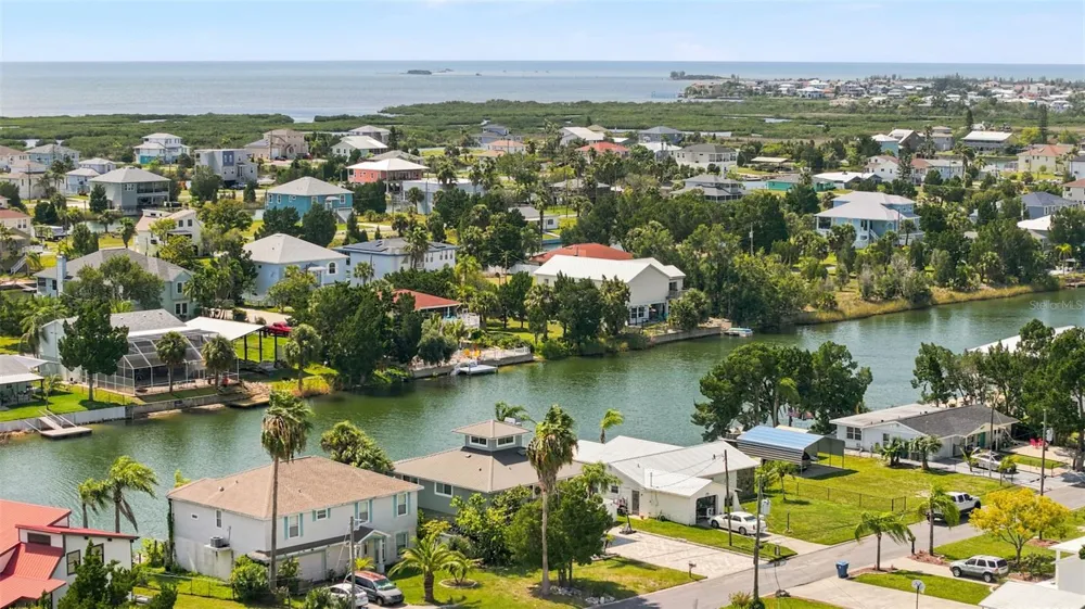 3199 AZALEA DRIVE Hernando Beach, FL 34607