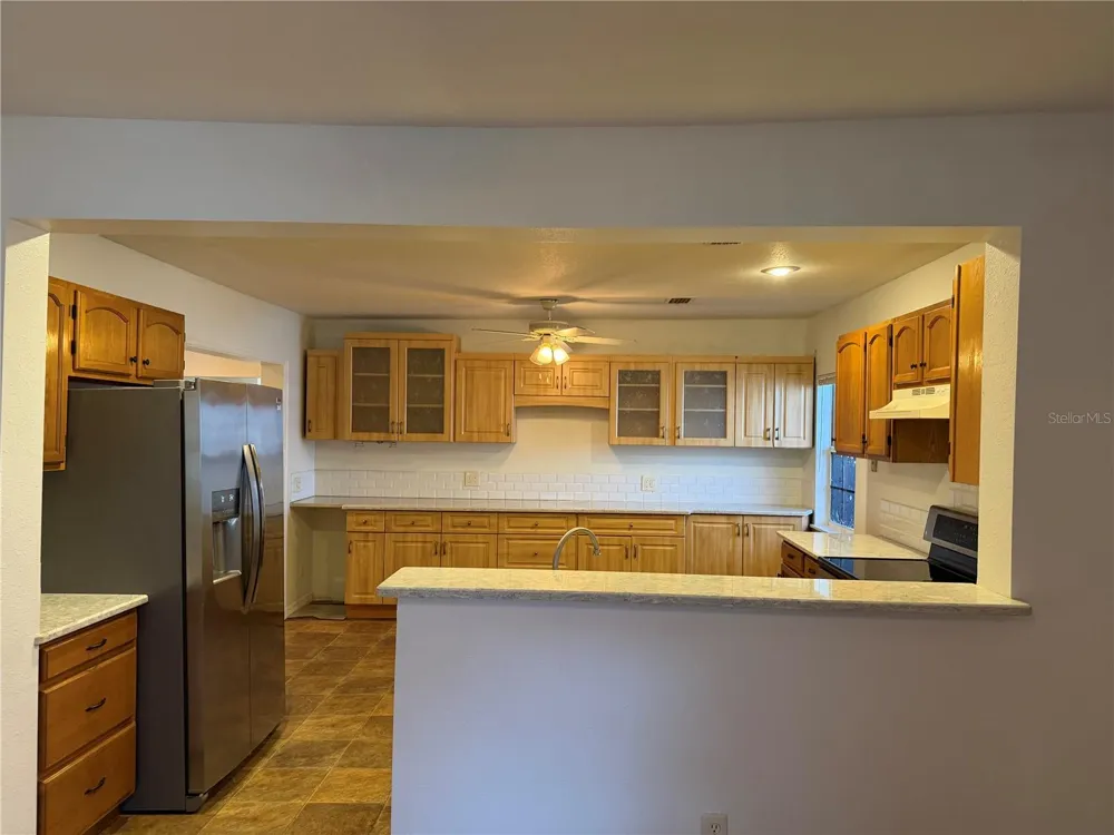 53 W PARK STREET Tarpon Springs, FL 34689