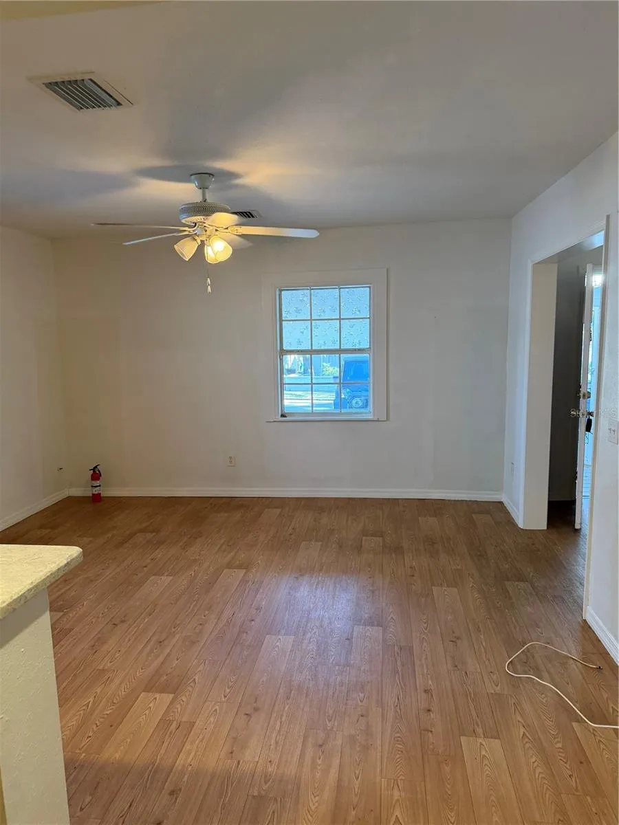53 W PARK STREET Tarpon Springs, FL 34689