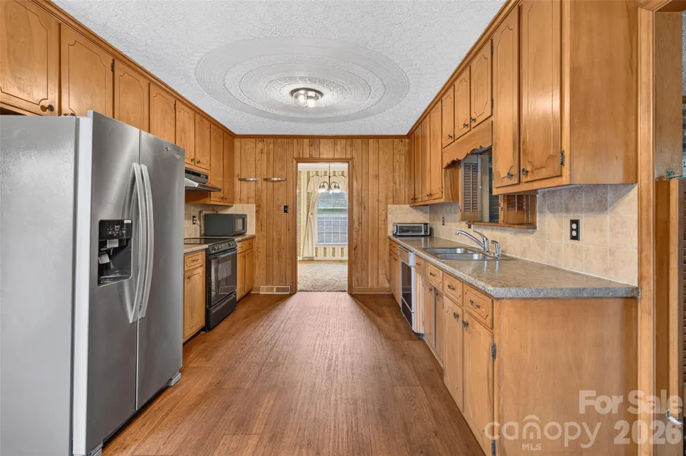 3040 E Maiden Road Maiden, NC 28650