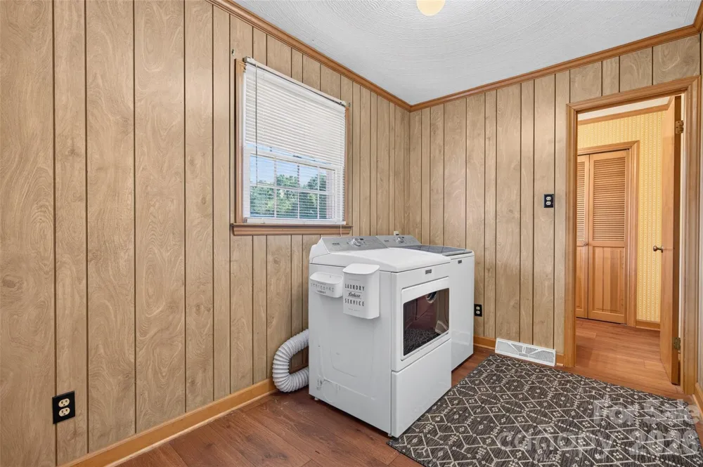 3040 E Maiden Road Maiden, NC 28650