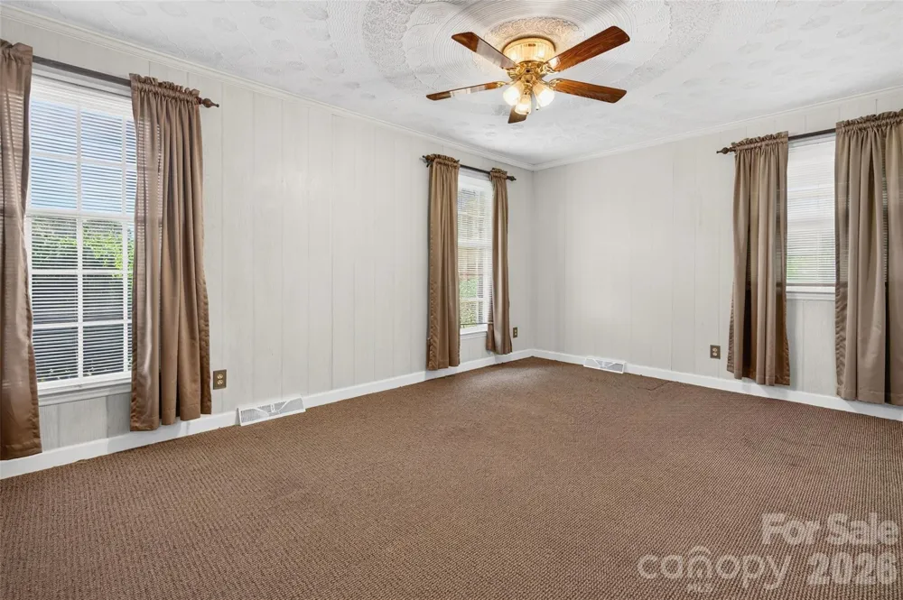 3040 E Maiden Road Maiden, NC 28650