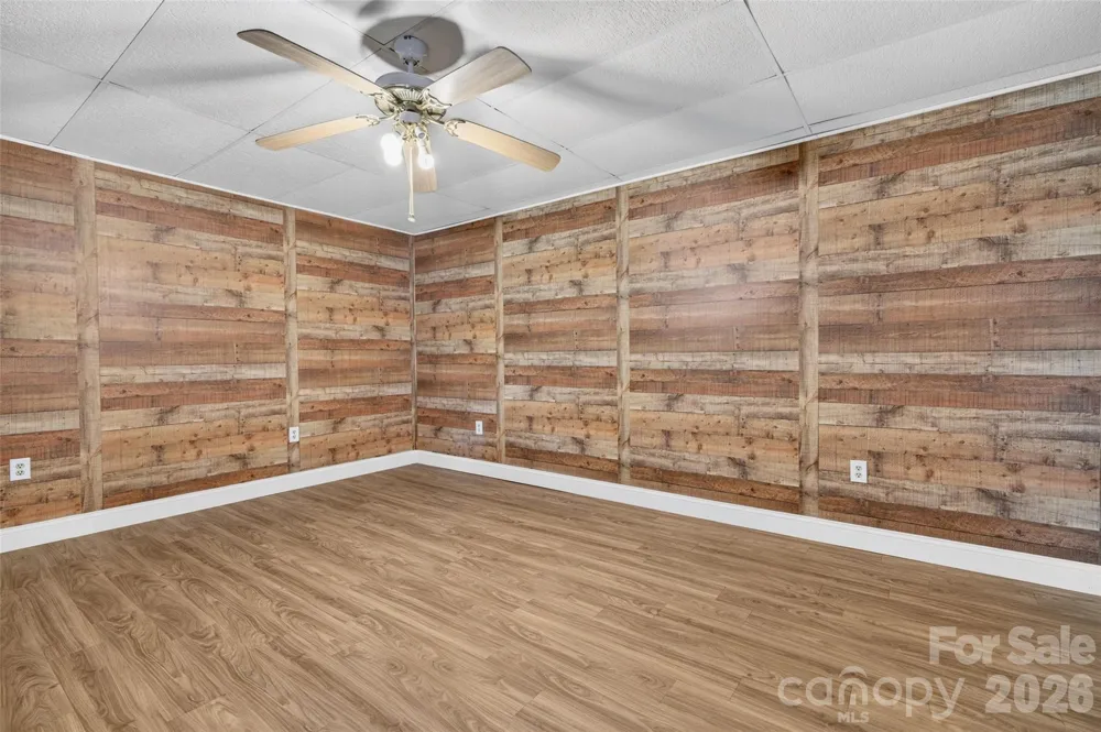 3040 E Maiden Road Maiden, NC 28650