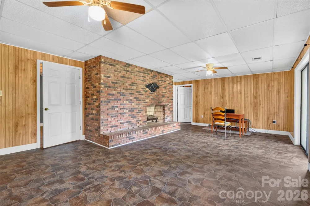 3040 E Maiden Road Maiden, NC 28650