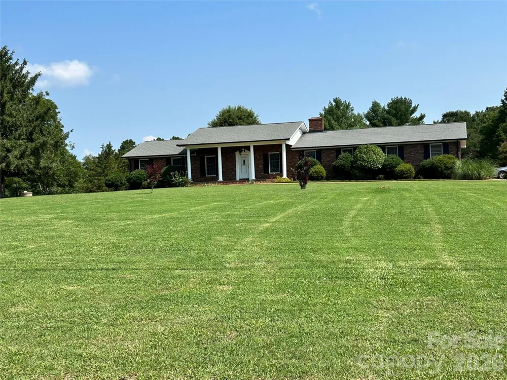 3040 E Maiden Road Maiden, NC 28650