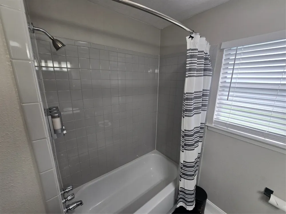 304 Salem Drive Euless, TX 76039