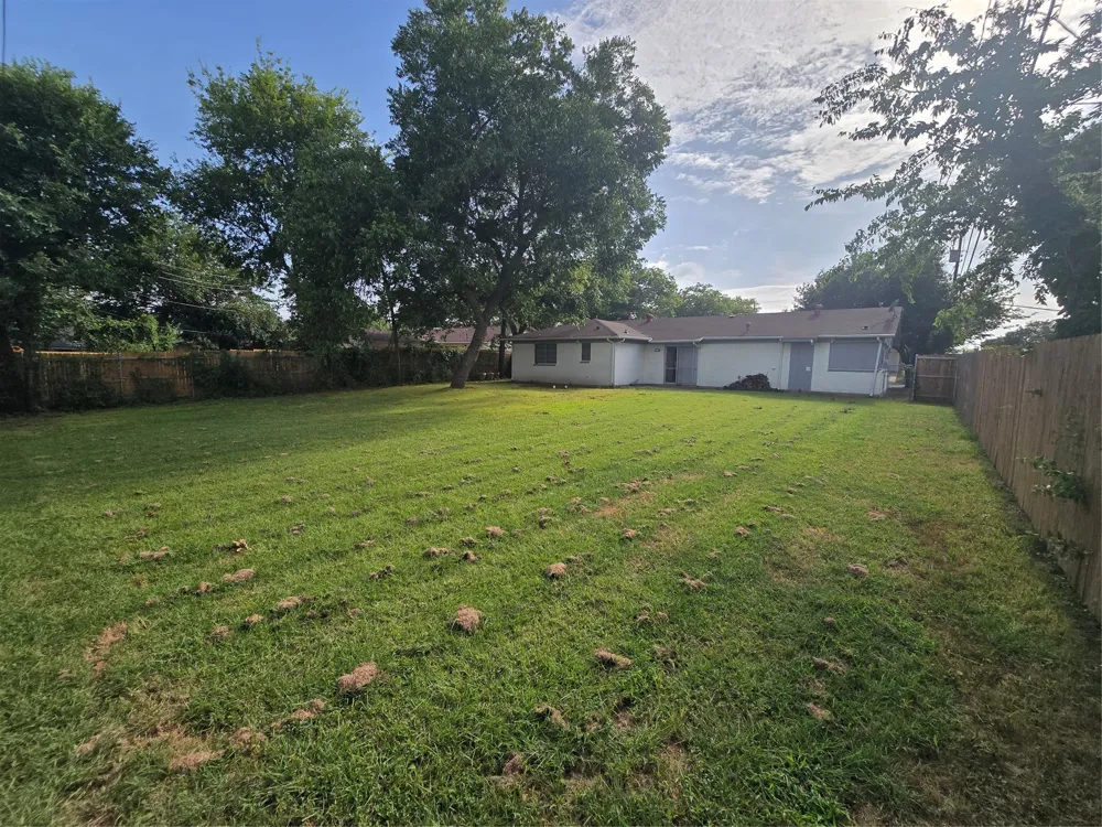 304 Salem Drive Euless, TX 76039