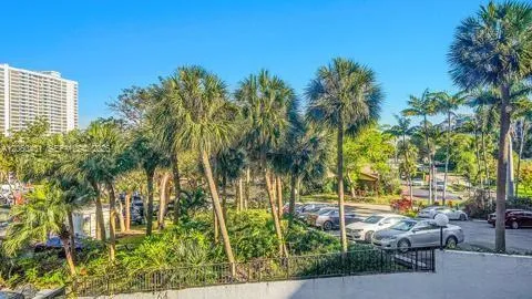 200 Leslie Dr #329 Hallandale Beach, FL 33009