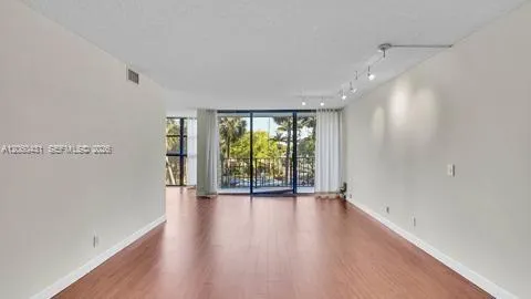 200 Leslie Dr #329 Hallandale Beach, FL 33009