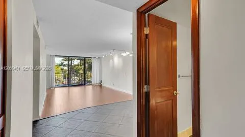 200 Leslie Dr #329 Hallandale Beach, FL 33009