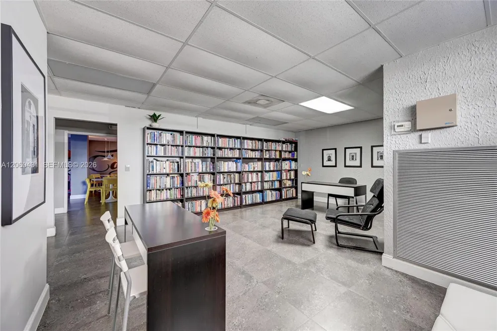 200 Leslie Dr #329 Hallandale Beach, FL 33009