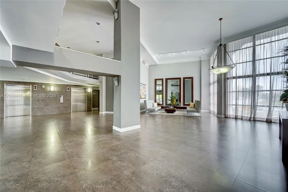 200 Leslie Dr #329 Hallandale Beach, FL 33009