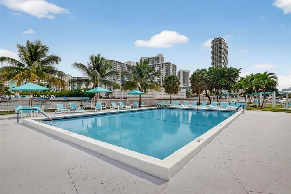 200 Leslie Dr #329 Hallandale Beach, FL 33009