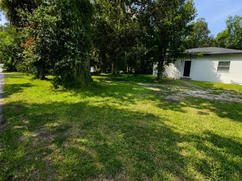 547 LIVE OAK AVENUE