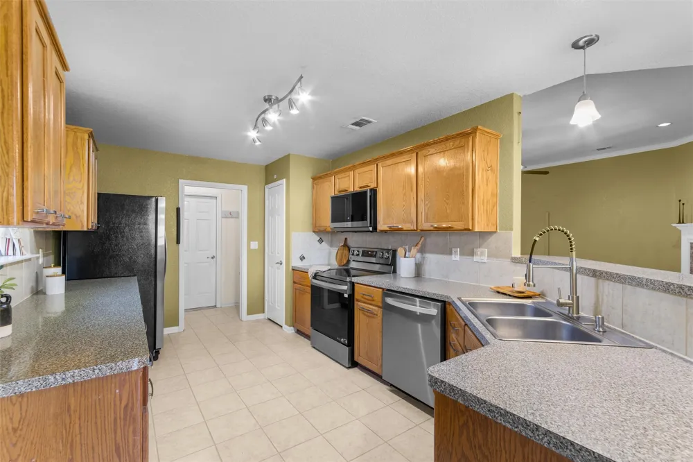 3709 S Llano Estacado Court Killeen, TX 76549