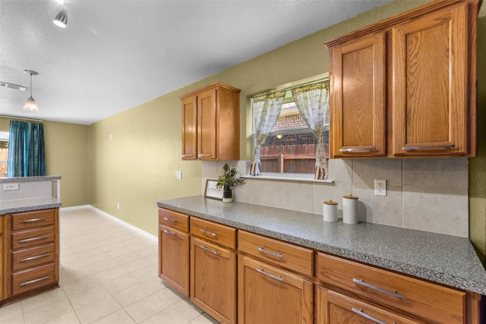 3709 S Llano Estacado Court Killeen, TX 76549