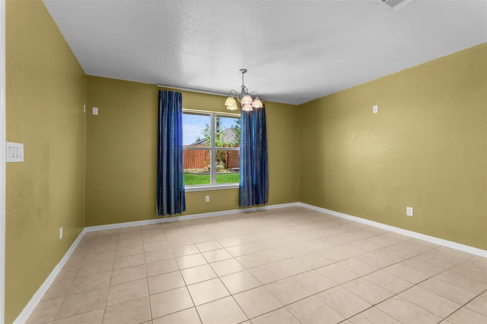 3709 S Llano Estacado Court Killeen, TX 76549