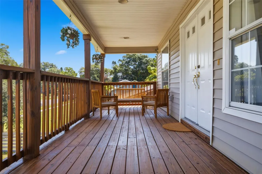 2462 14TH AVENUE St Petersburg, FL 33713