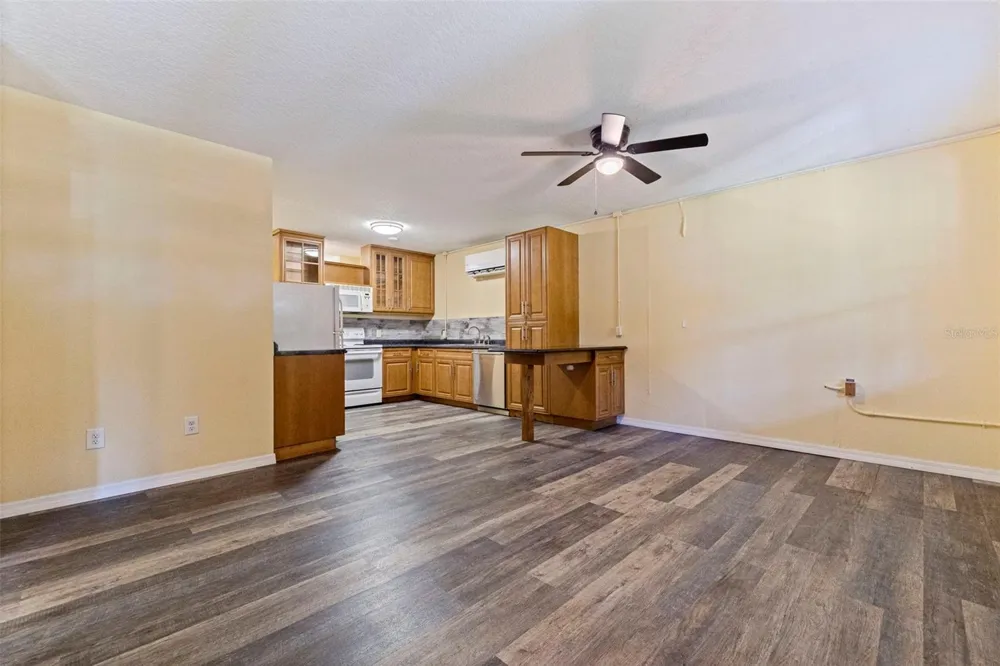 2462 14TH AVENUE St Petersburg, FL 33713