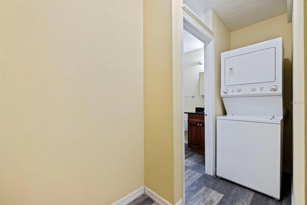 2462 14TH AVENUE St Petersburg, FL 33713