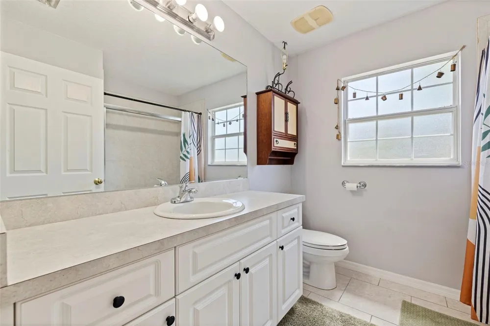 2462 14TH AVENUE St Petersburg, FL 33713