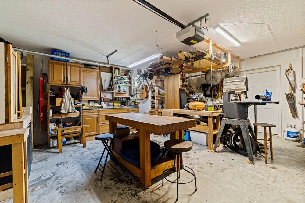 2462 14TH AVENUE St Petersburg, FL 33713
