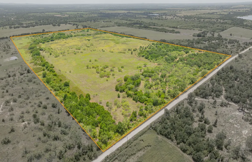 Co Rd 400 Carbon, TX 76435