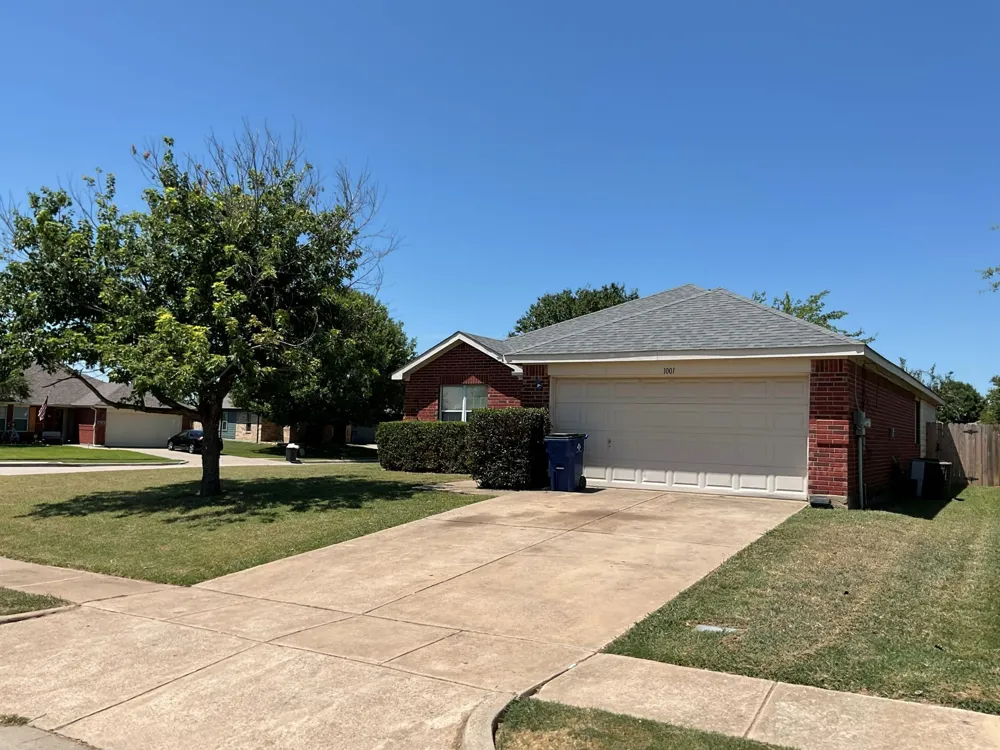 1001 Stockton Drive Burleson, TX 76028