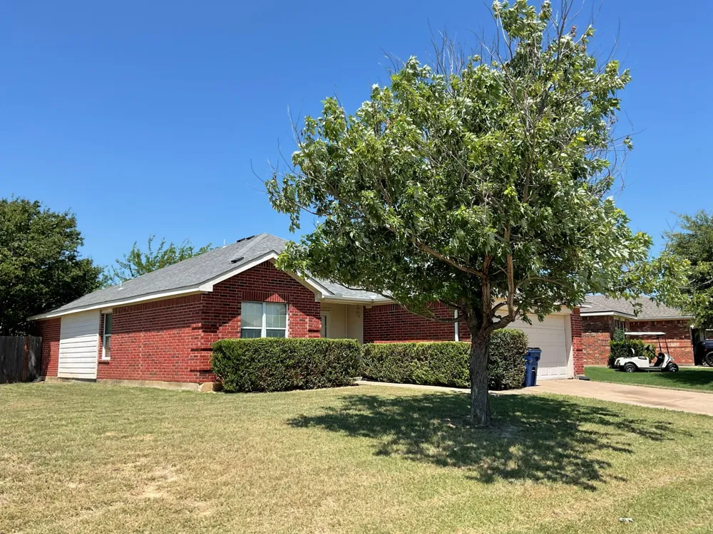 1001 Stockton Drive Burleson, TX 76028