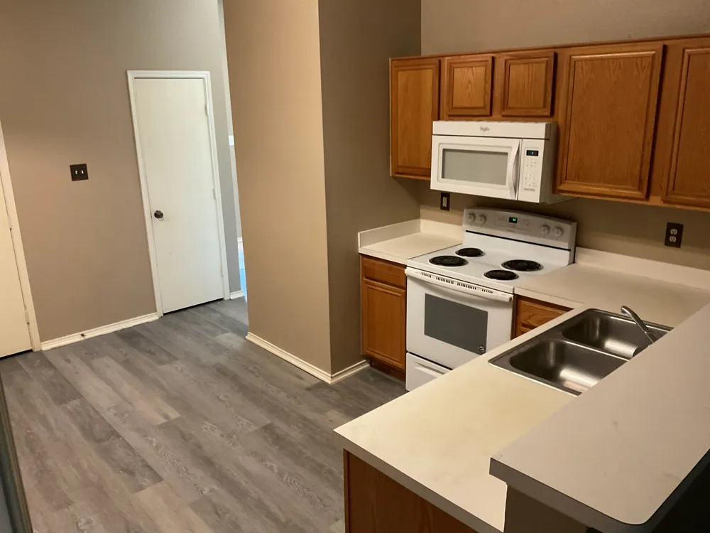 1001 Stockton Drive Burleson, TX 76028