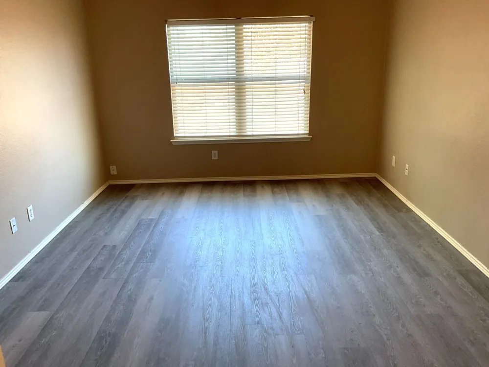 1001 Stockton Drive Burleson, TX 76028