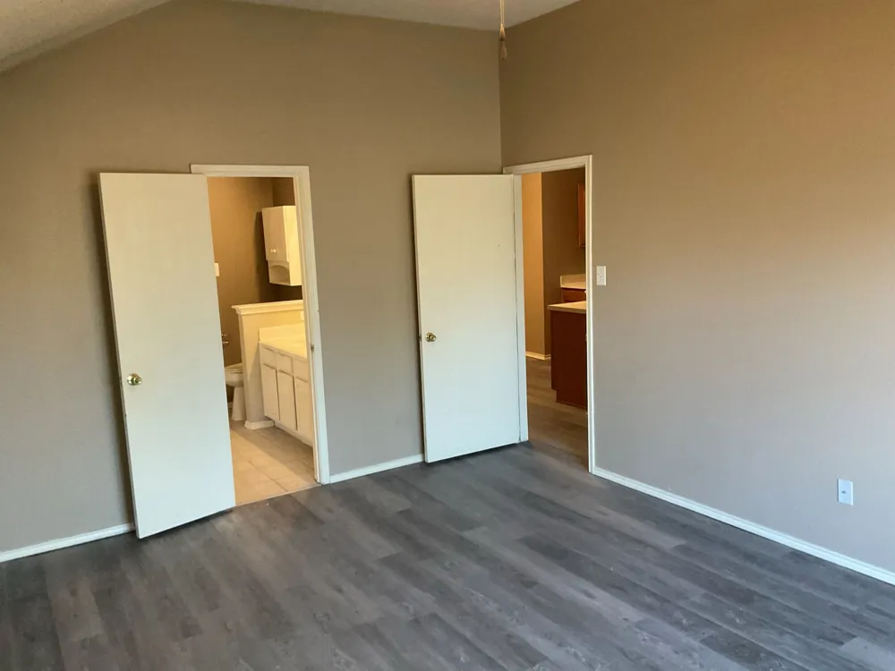 1001 Stockton Drive Burleson, TX 76028