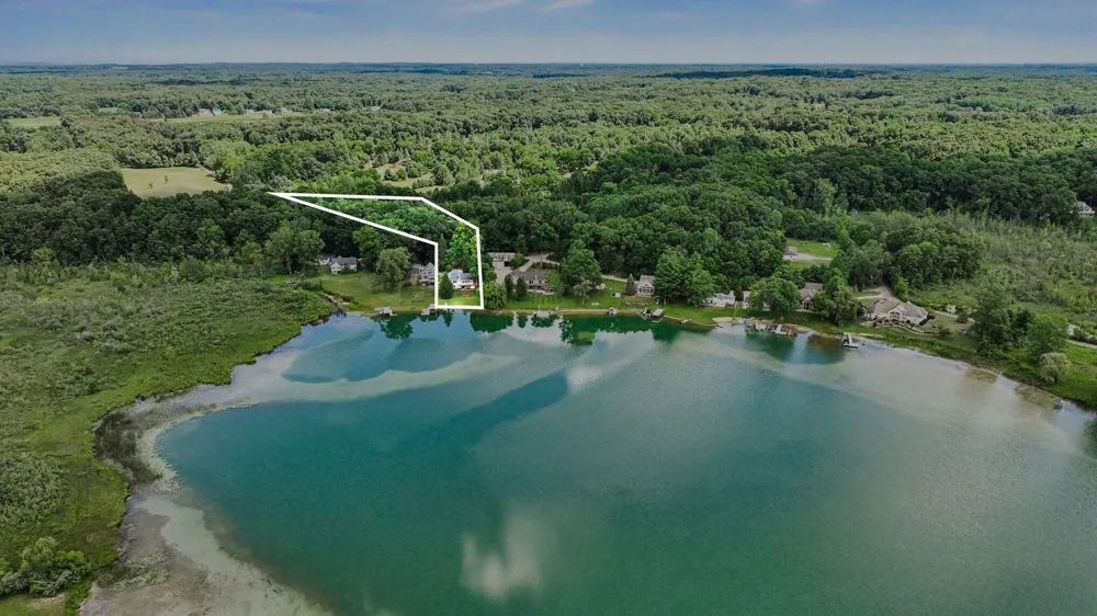 10441 S AVENUE Mattawan, MI 49071