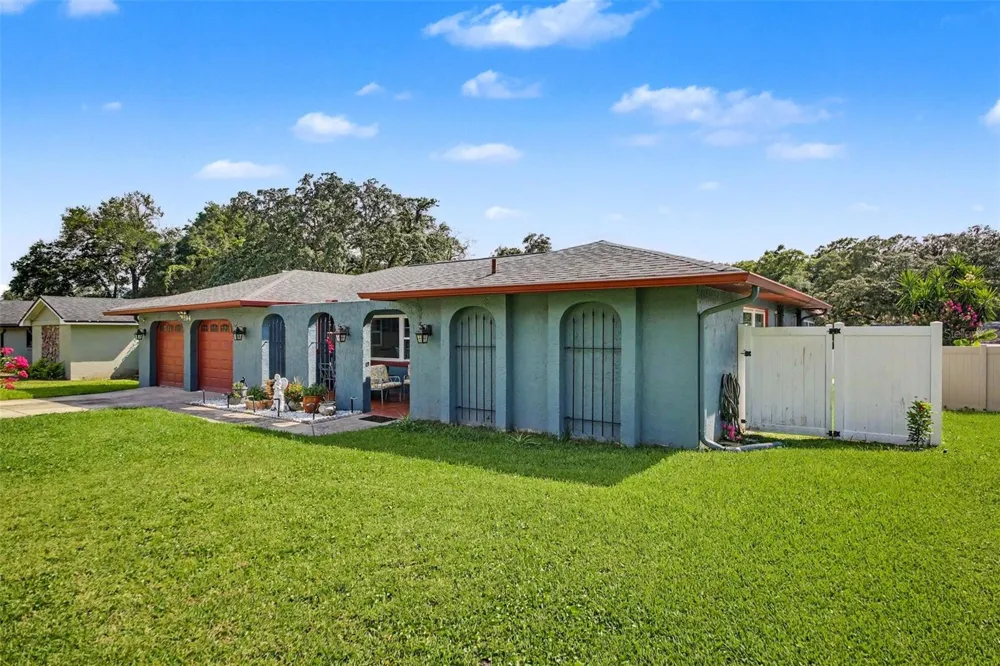 394 BARBERRY LANE Altamonte Springs, FL 32714