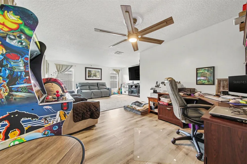 394 BARBERRY LANE Altamonte Springs, FL 32714