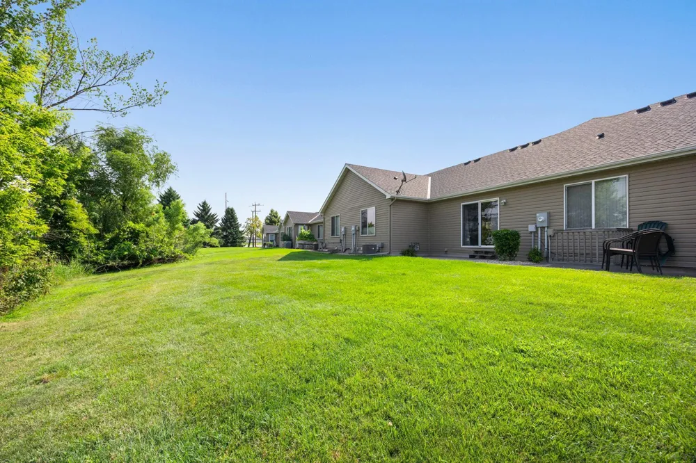 10390 64th Street NE Albertville, MN 55301