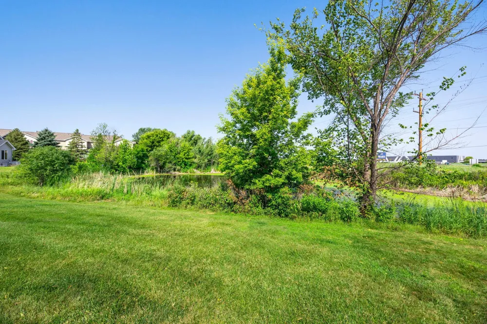 10390 64th Street NE Albertville, MN 55301