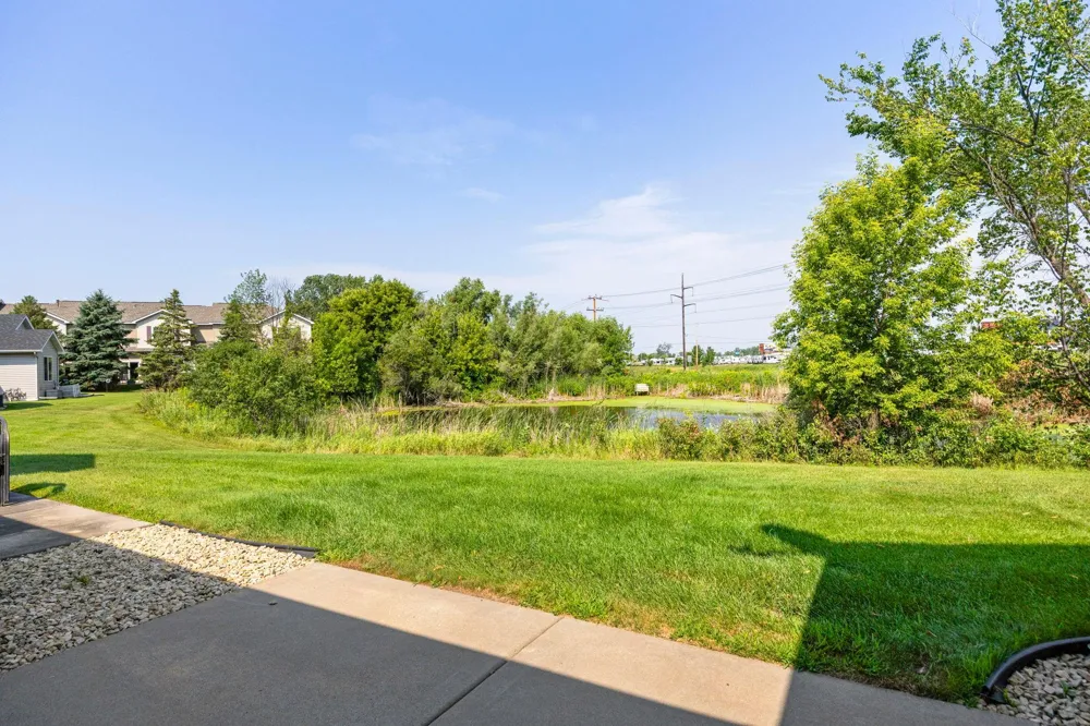 10390 64th Street NE Albertville, MN 55301