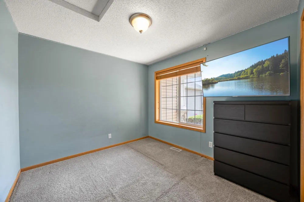 10390 64th Street NE Albertville, MN 55301