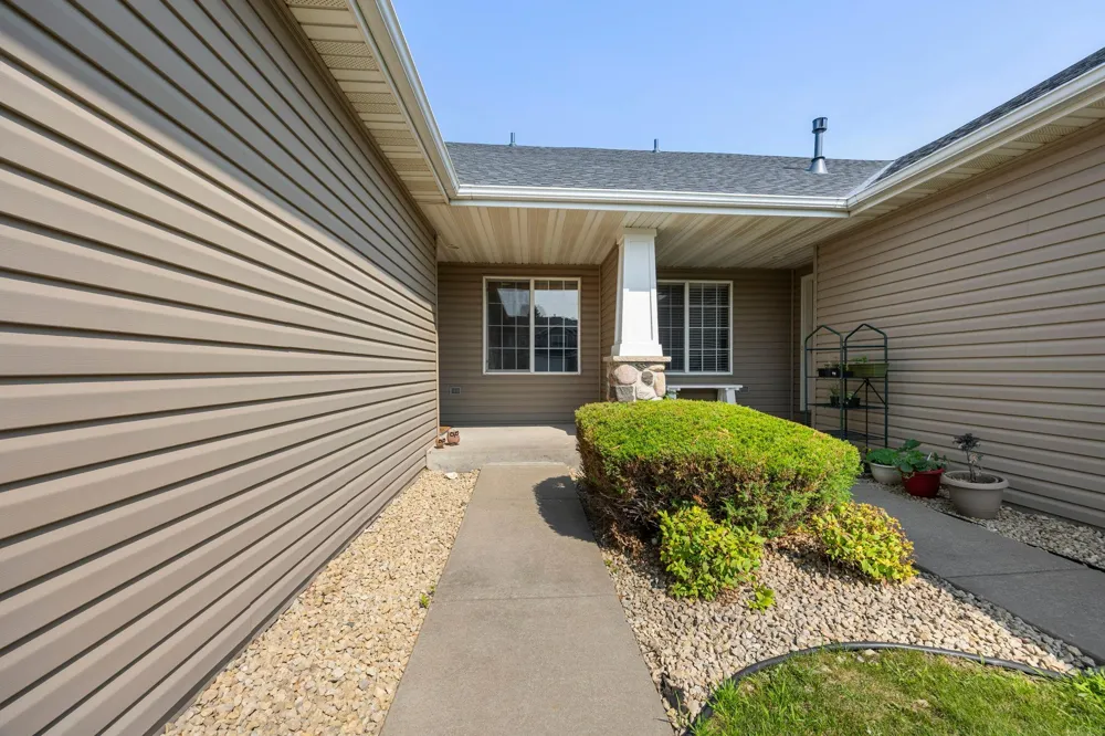 10390 64th Street NE Albertville, MN 55301
