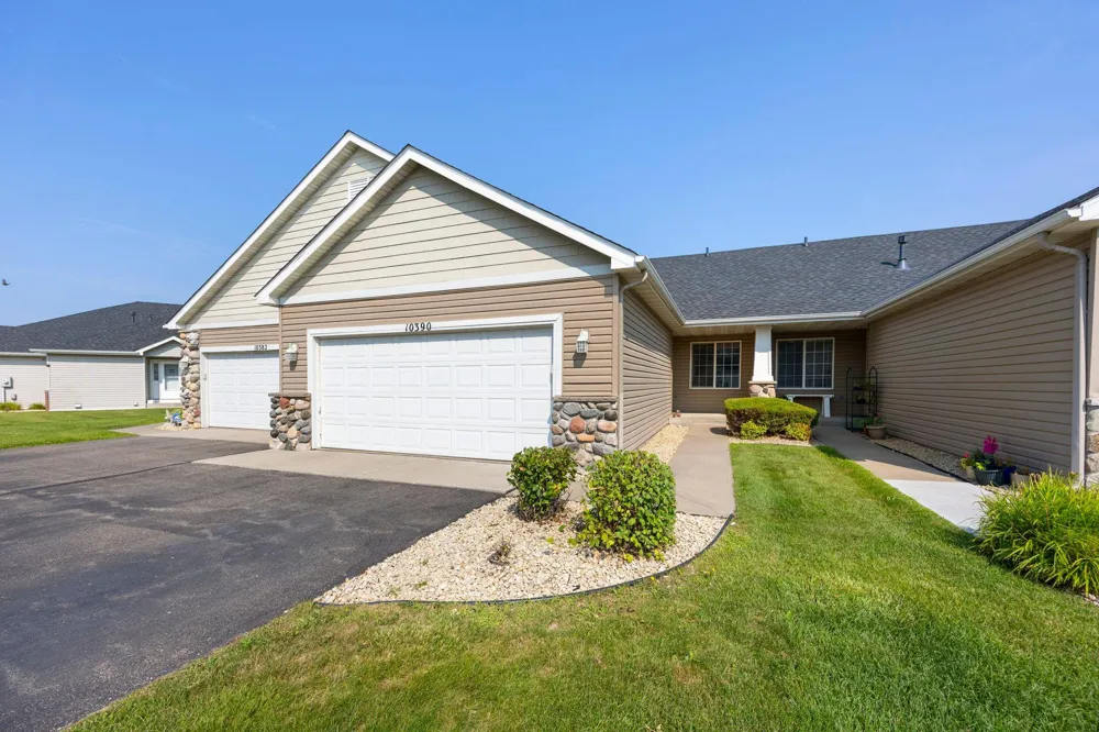 10390 64th Street NE Albertville, MN 55301