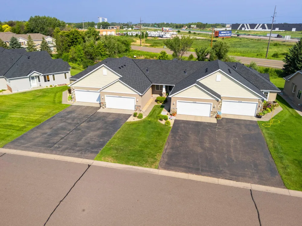 10390 64th Street NE Albertville, MN 55301