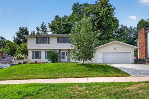 1726 Walden Lane SW