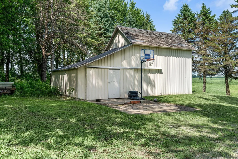 26889 145th Street New Richland, MN 56072