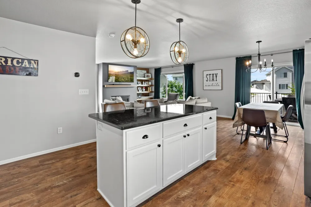 833 Albert Drive W West Fargo, ND 58078