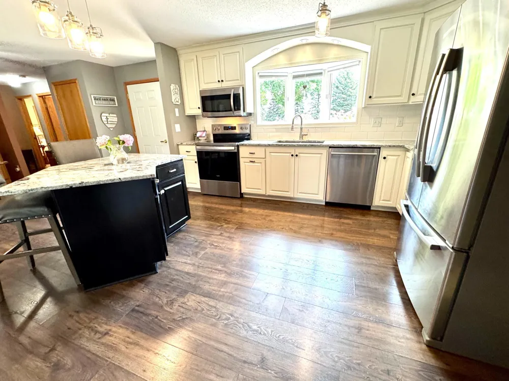 702 S Saratoga Street Marshall, MN 56258