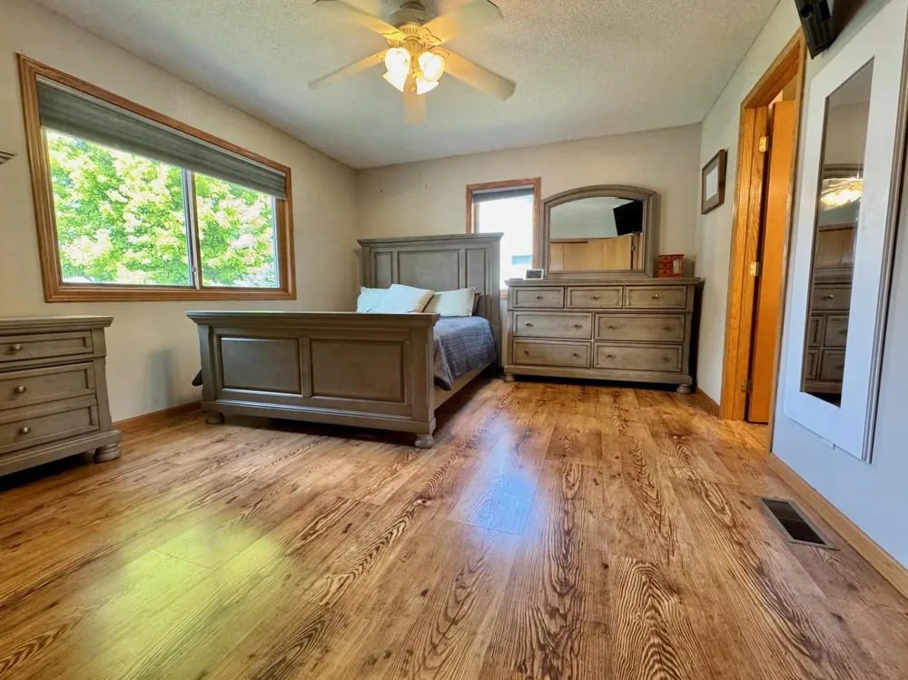 702 S Saratoga Street Marshall, MN 56258