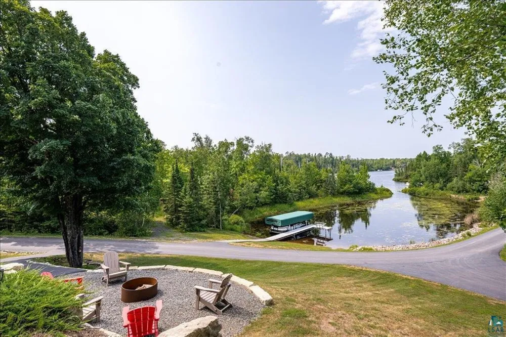 6906 W Van Road Duluth, MN 55803