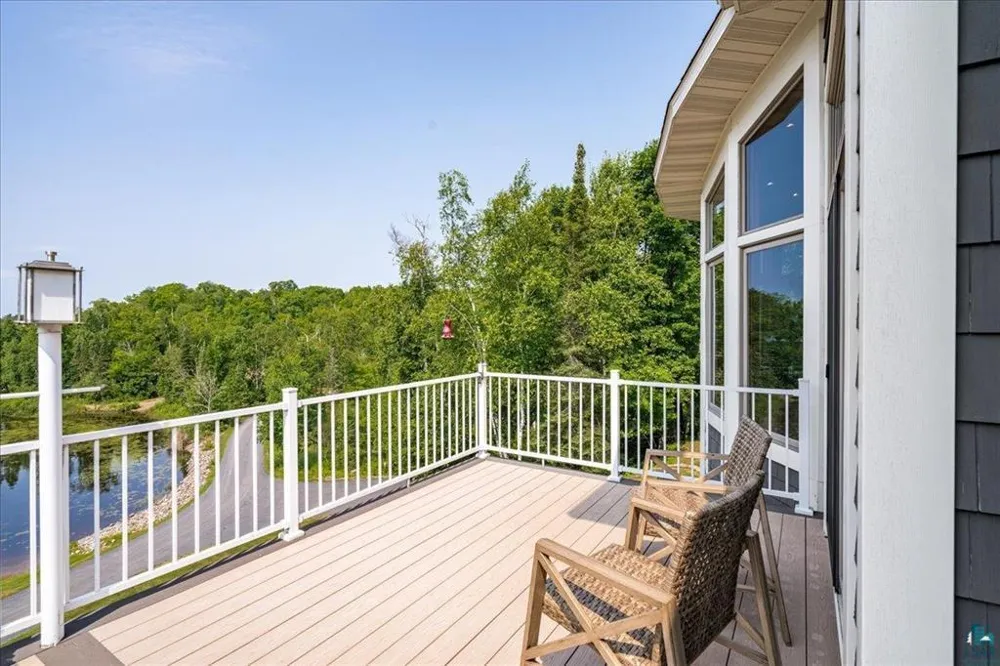 6906 W Van Road Duluth, MN 55803